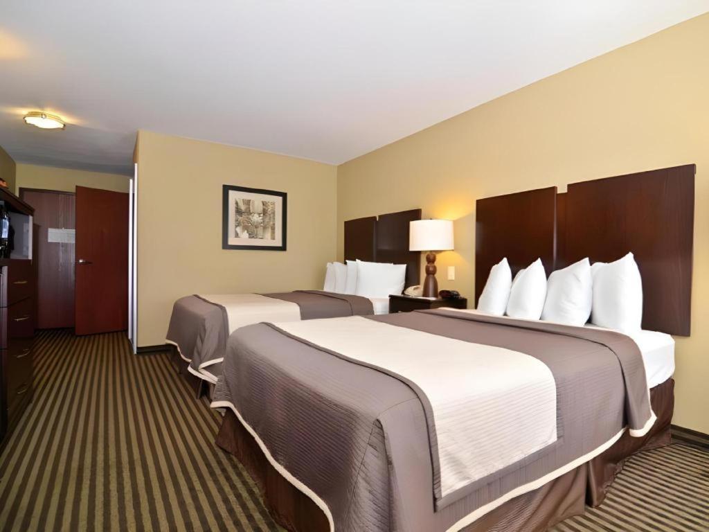 Best Western Oakdale Inn Exterior foto