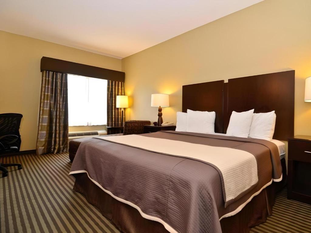 Best Western Oakdale Inn Exterior foto